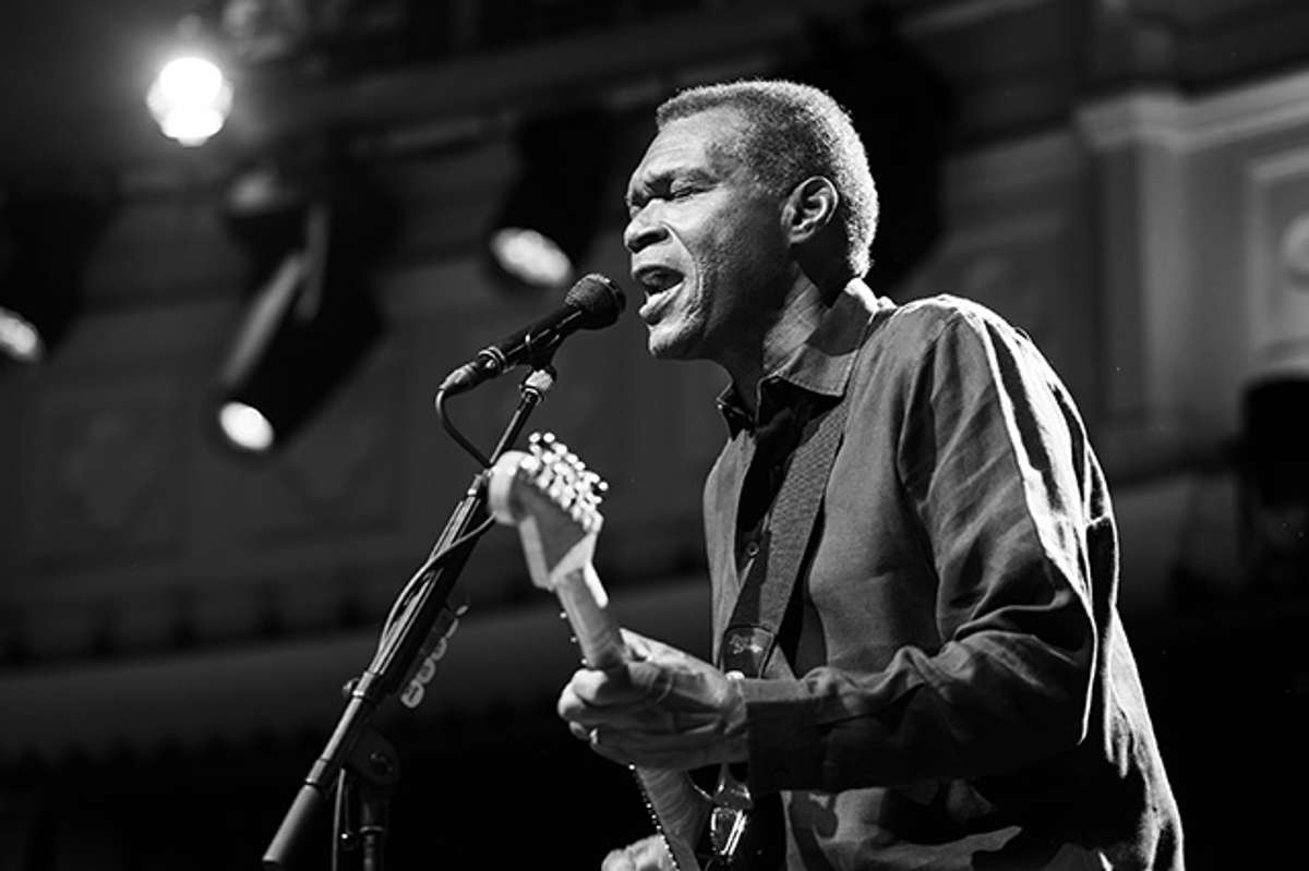 Robert Cray playing live